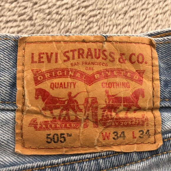 Levi's Mens Jeans Size 34x34 505 Slim Straight Leg Blue Denim Light Wash Casual - Picture 3 of 12